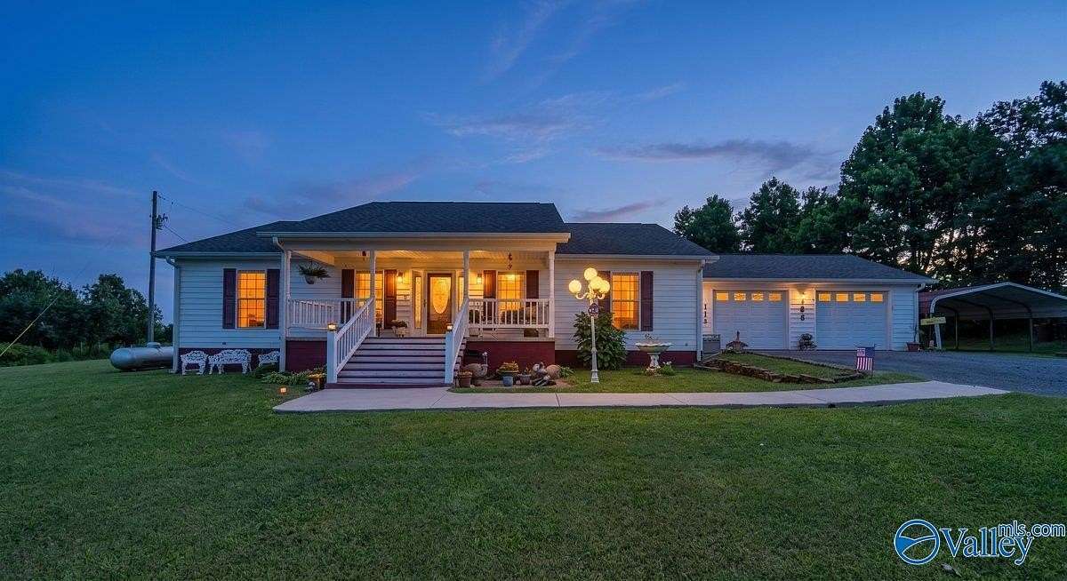 5 Acres of Land with Home for Sale in Fort Payne, Alabama