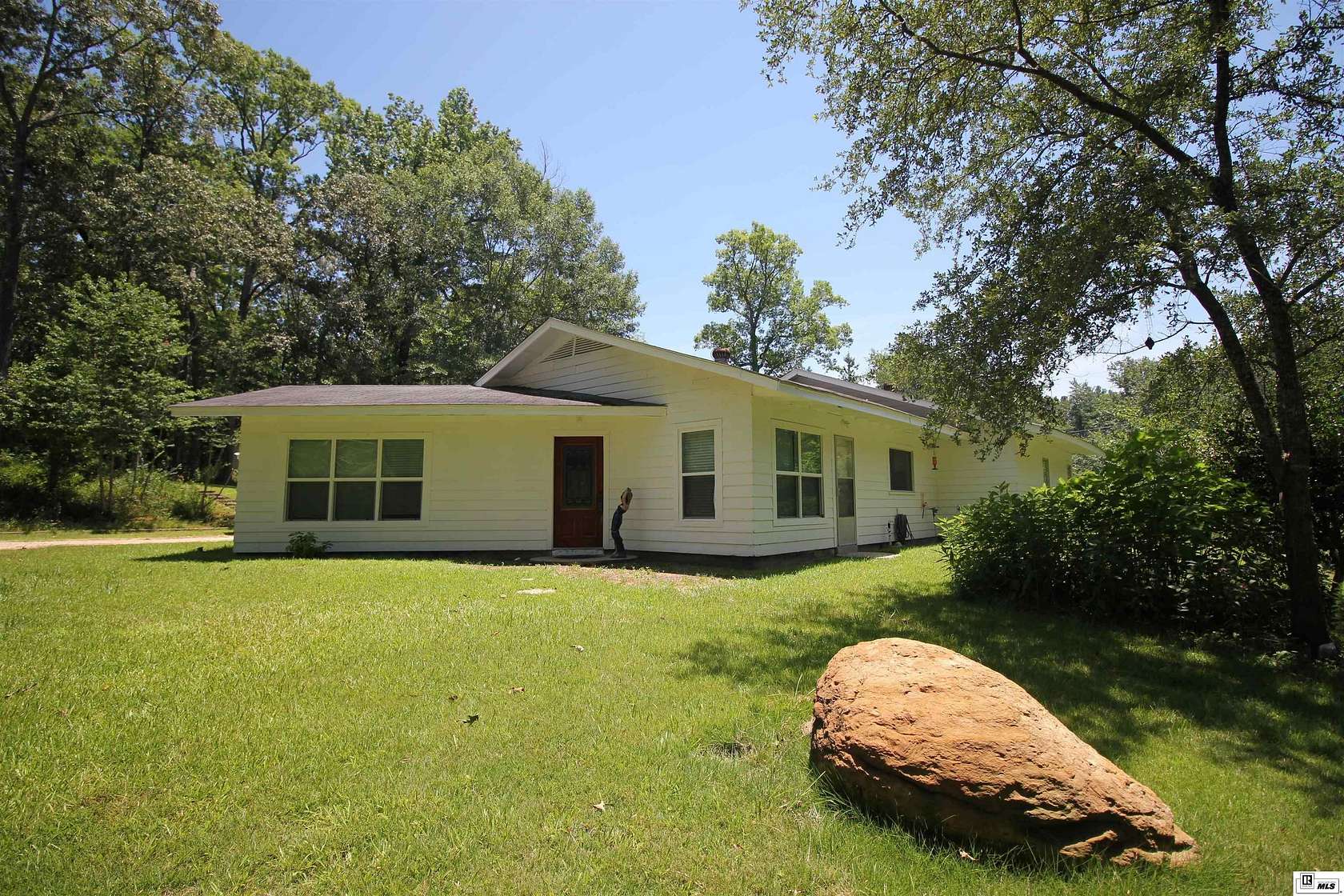 5 Acres of Land with Home for Lease in West Monroe, Louisiana