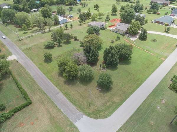 1 Acre of Residential Land for Sale in Newcastle, Oklahoma