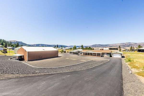 1.66 Acres of Land with Home for Sale in Seven Bays, Washington