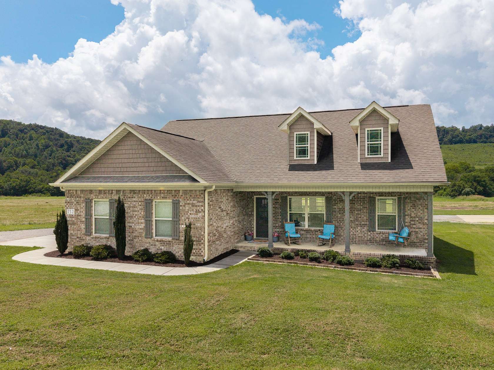 13.4 Acres of Land with Home for Sale in Fayetteville, Tennessee