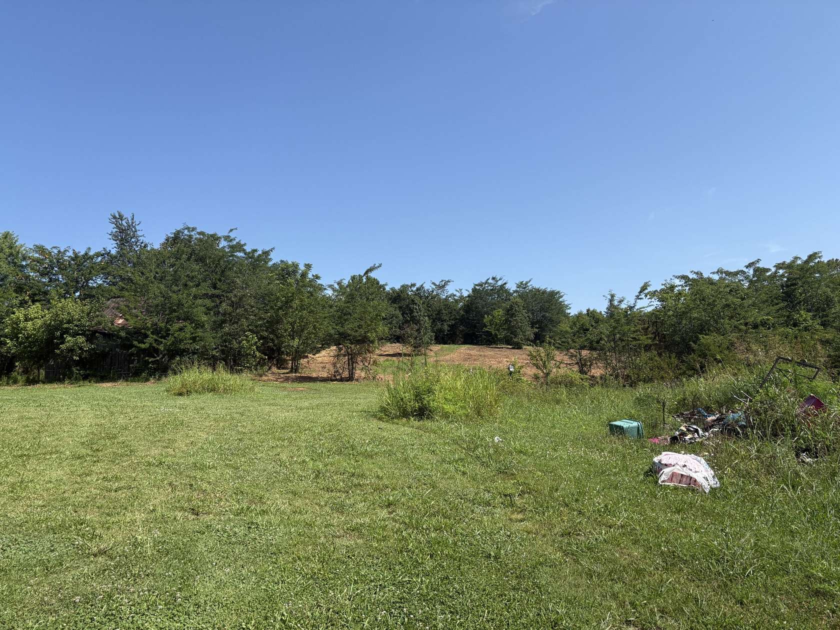 16.9 Acres of Land with Home for Sale in Portland, Tennessee