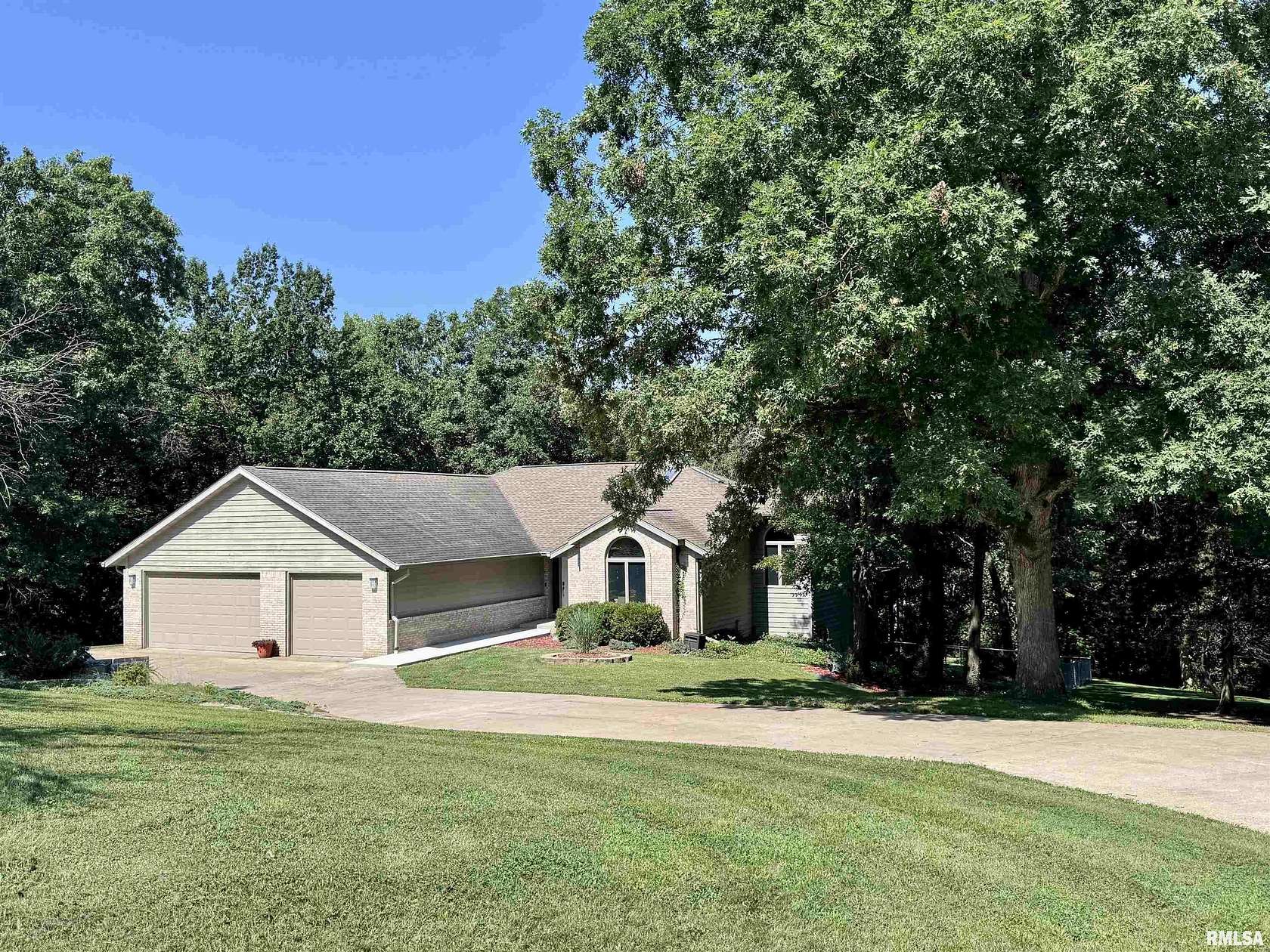 4 Acres of Land with Home for Sale in Colchester, Illinois