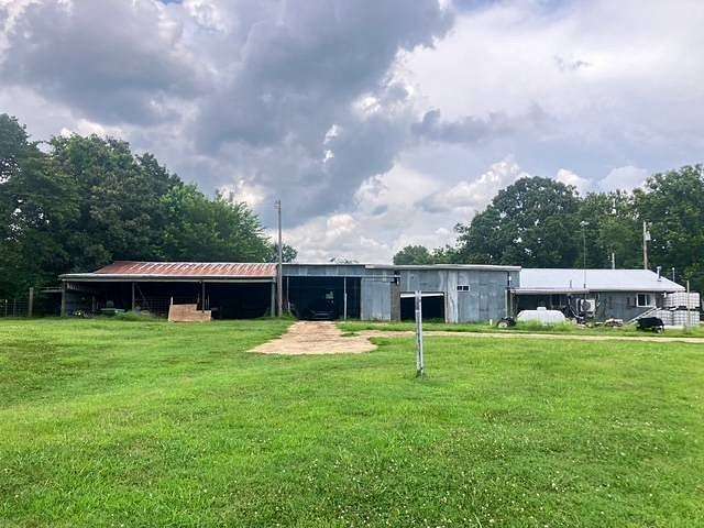 2.5 Acres of Land with Home for Sale in Chanute, Kansas
