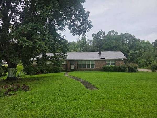 2 Acres of Land with Home for Auction in Valley Grande, Alabama