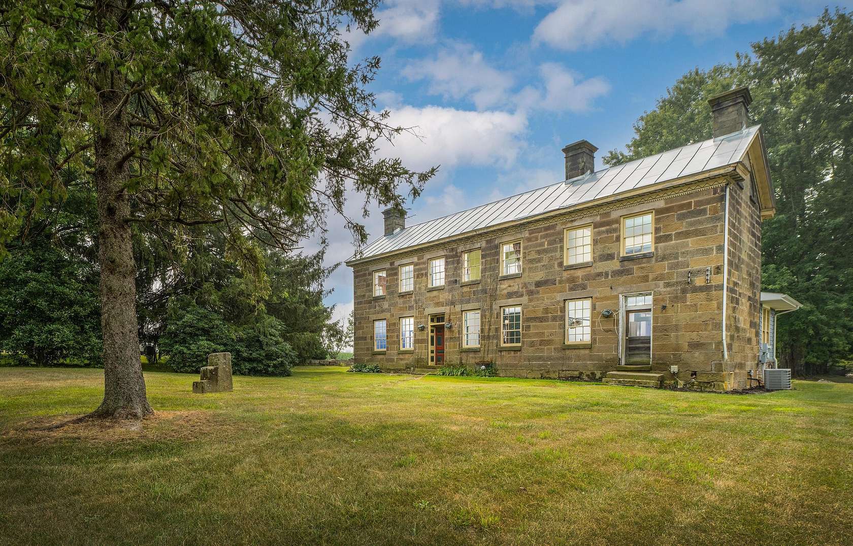 7 Acres of Land with Home for Sale in Mount Vernon, Ohio