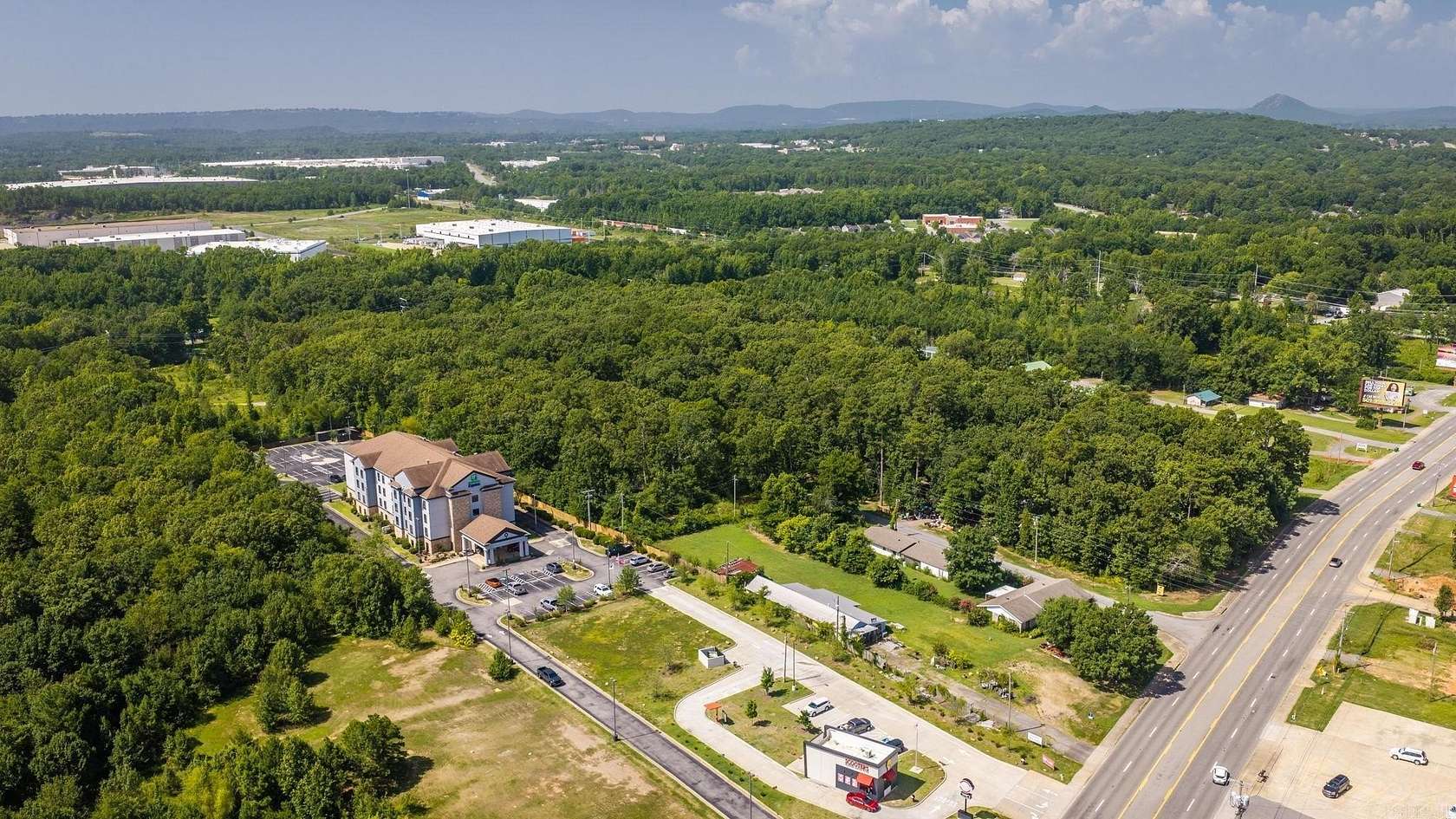 5 Acres of Improved Mixed-Use Land for Sale in Maumelle, Arkansas