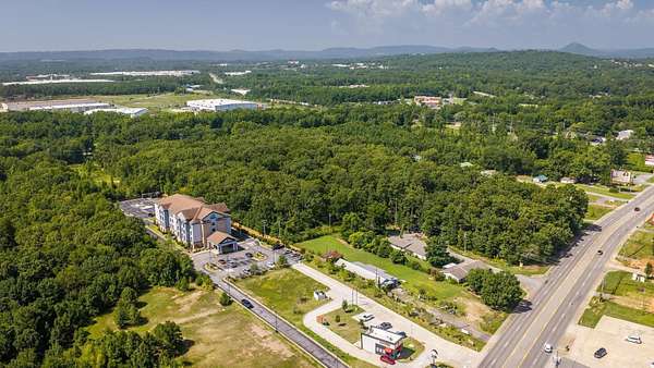 5 Acres of Improved Mixed-Use Land for Sale in Maumelle, Arkansas
