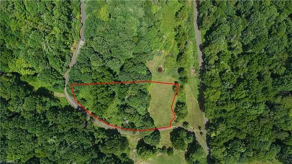 1.26 Acres of Residential Land for Sale in Lansing, North Carolina
