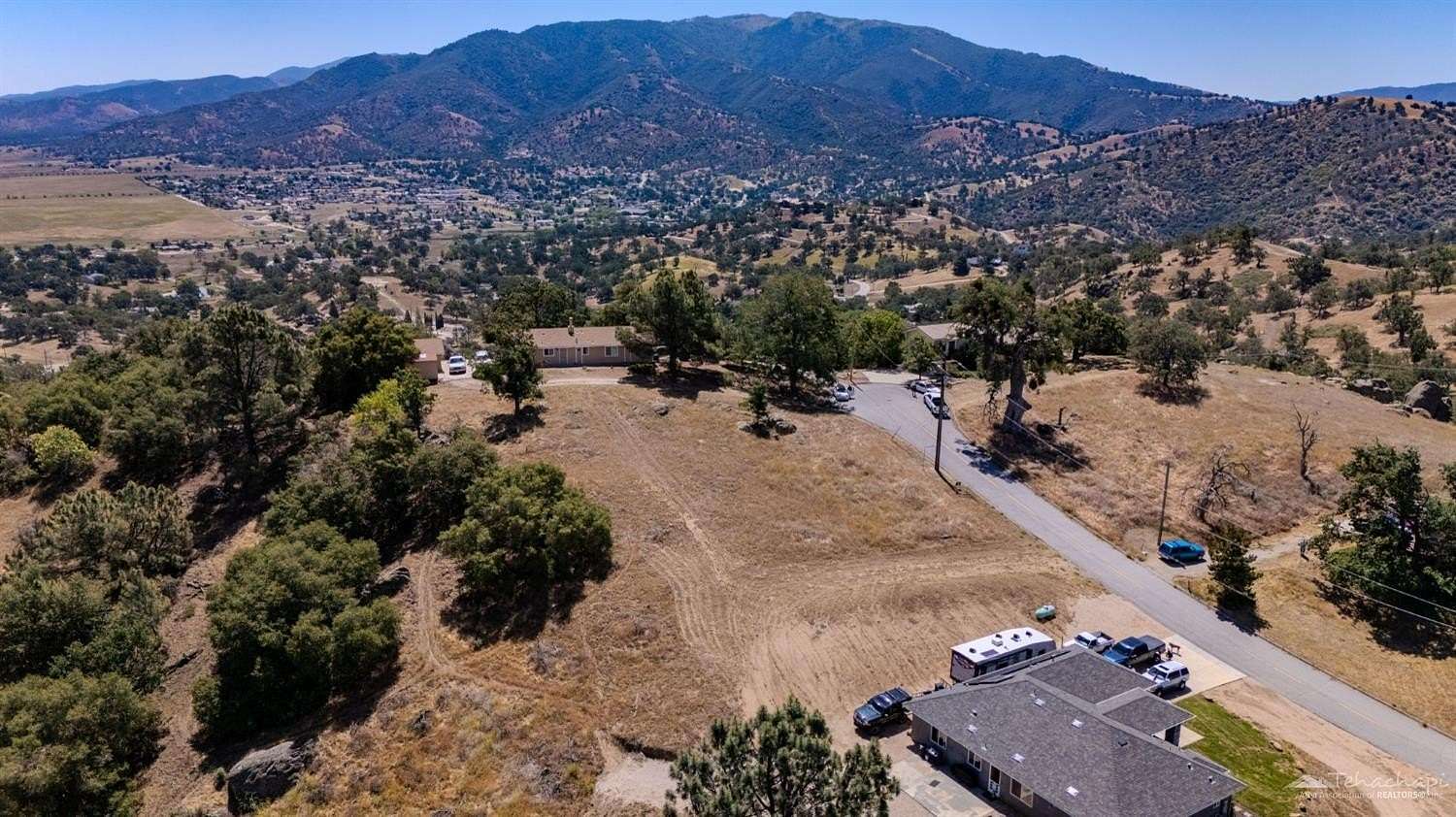 1.13 Acres of Residential Land for Sale in Tehachapi, California