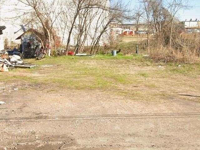 0.04 Acres of Land for Sale in Memphis, Tennessee