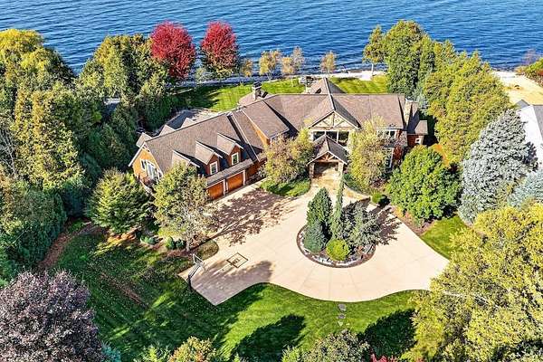 2.75 Acres of Land with Home for Sale in Sturgeon Bay, Wisconsin