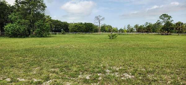 5 Acres of Land for Sale in Loxahatchee Groves, Florida