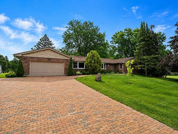 2 Acres of Land with Home for Sale in Deerfield, Illinois
