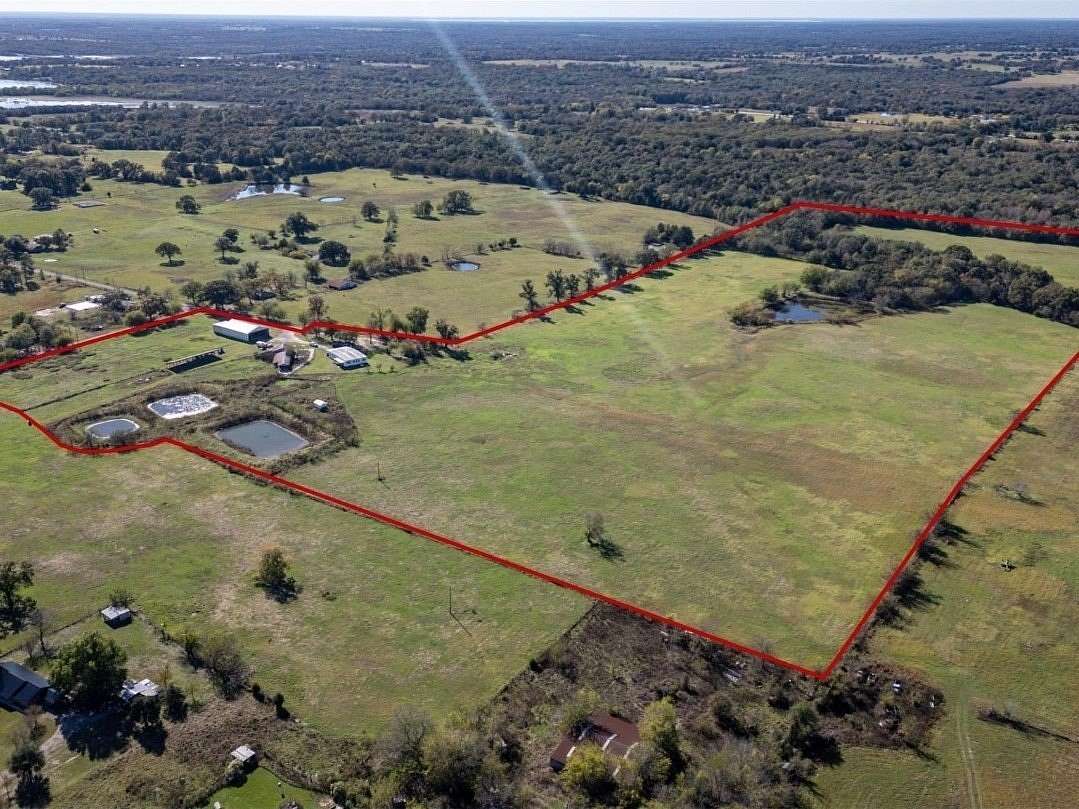 65 Acres of Land with Home for Sale in Emory, Texas