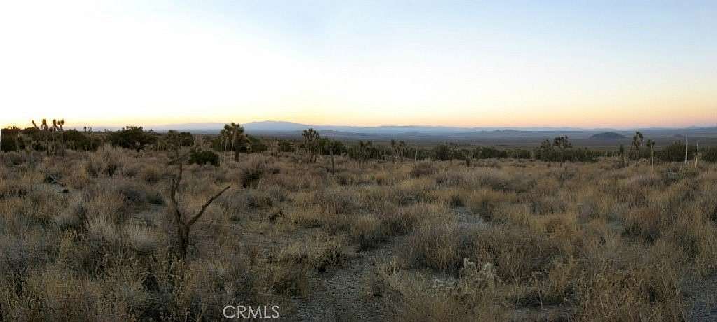 2 Acres of Land for Sale in Llano, California
