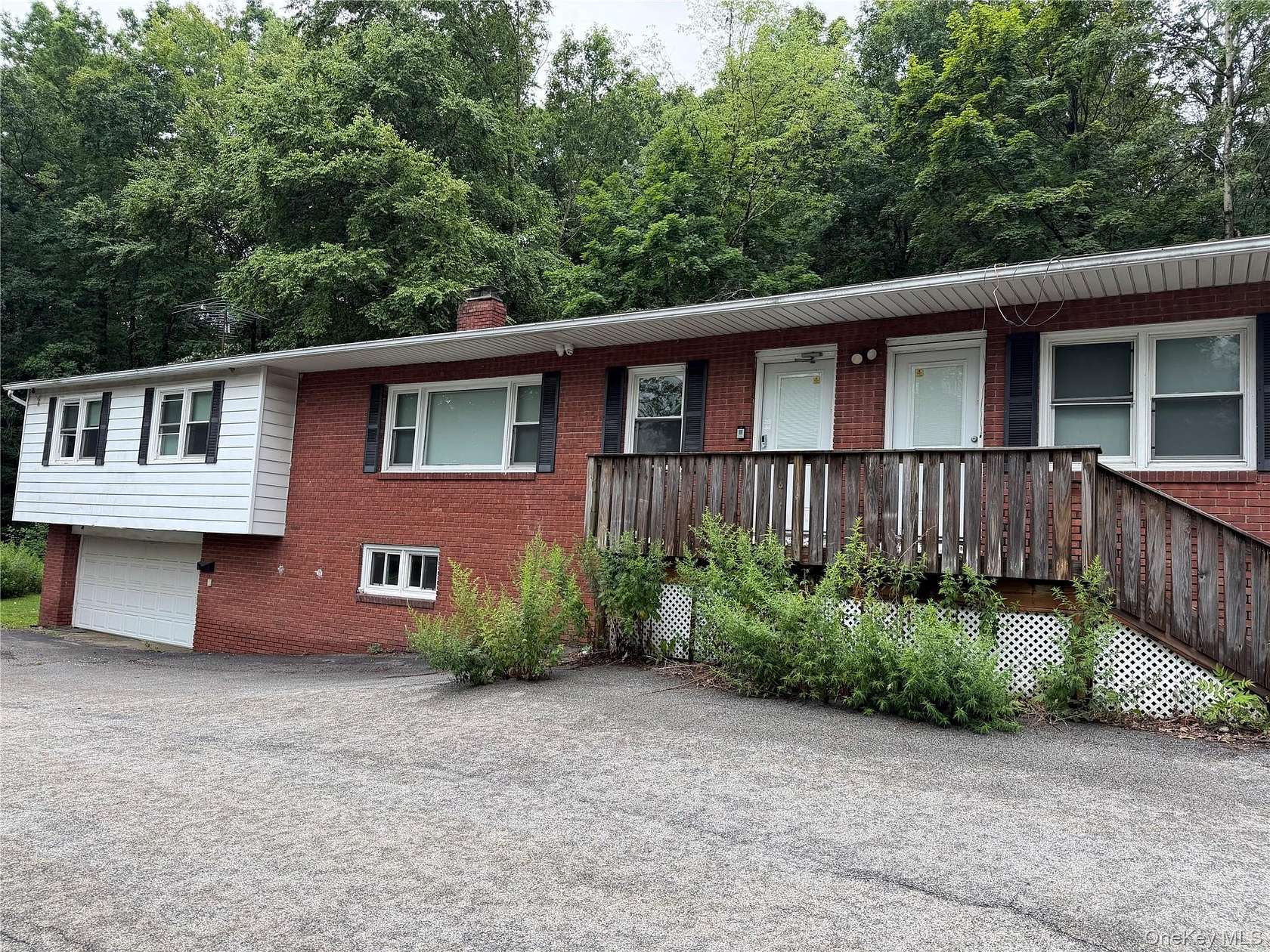 5 Acres of Improved Mixed-Use Land for Lease in Chester, New York