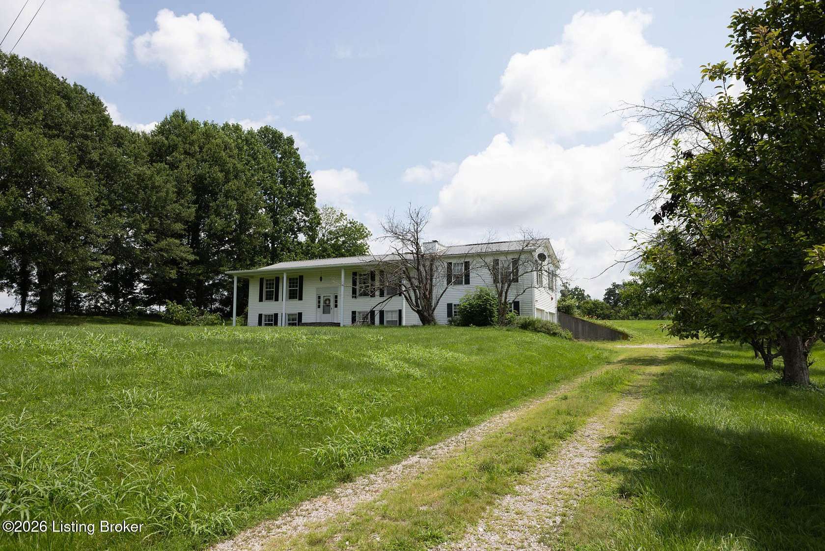1.5 Acres of Land with Home for Sale in Shelbyville, Kentucky