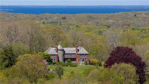 25.8 Acres of Recreational Land with Home for Sale in North Kingstown, Rhode Island