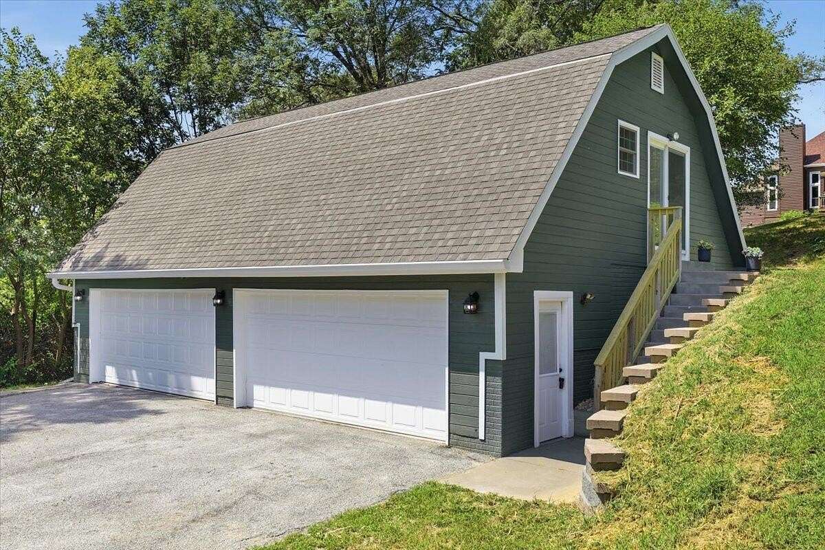 1.18 Acres of Land with Home for Sale in Glenwood, Iowa