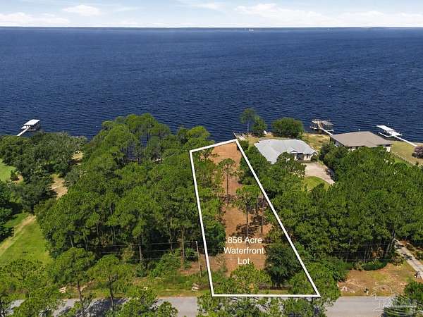 0.86 Acres of Residential Land for Sale in Milton, Florida