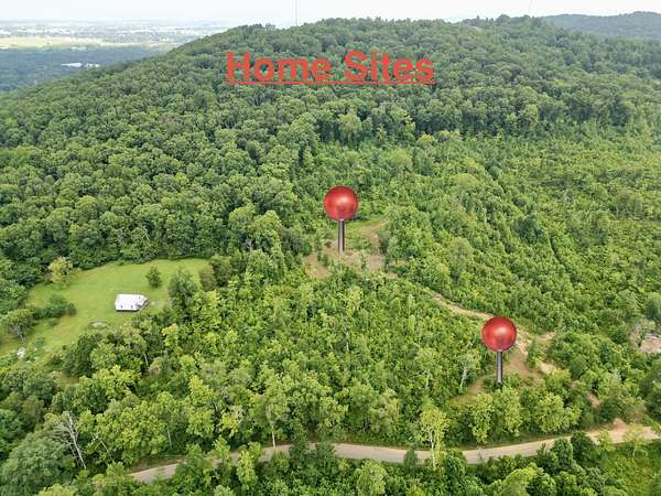13.6 Acres of Recreational & Residential Land for Sale in Somerset, Kentucky