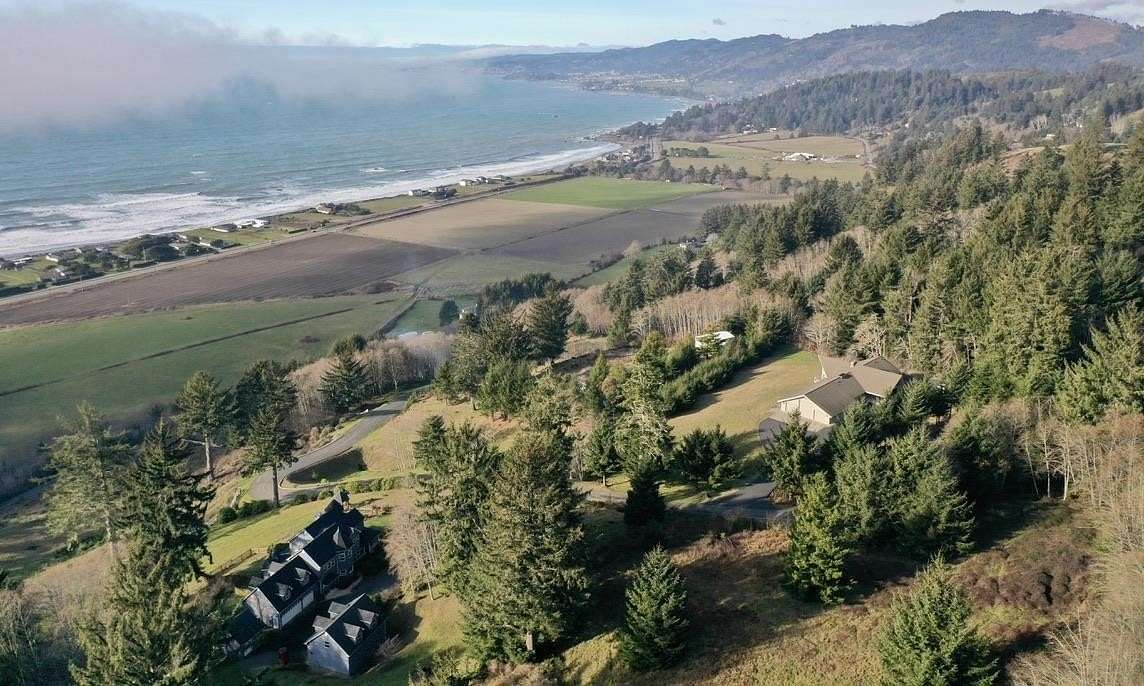 5 Acres of Land for Sale in Smith River, California