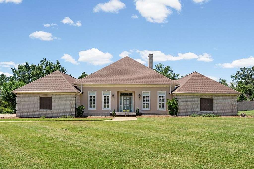 1.6 Acres of Land with Home for Sale in Oxford, Mississippi
