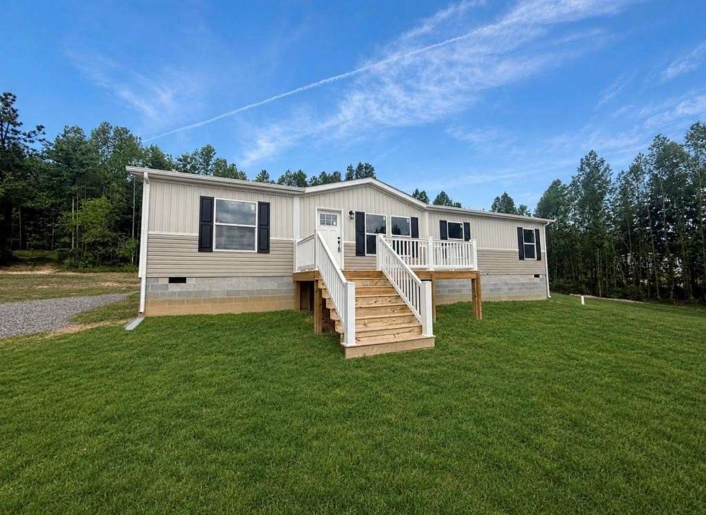 2 Acres of Land with Home for Sale in Pamplin City, Virginia