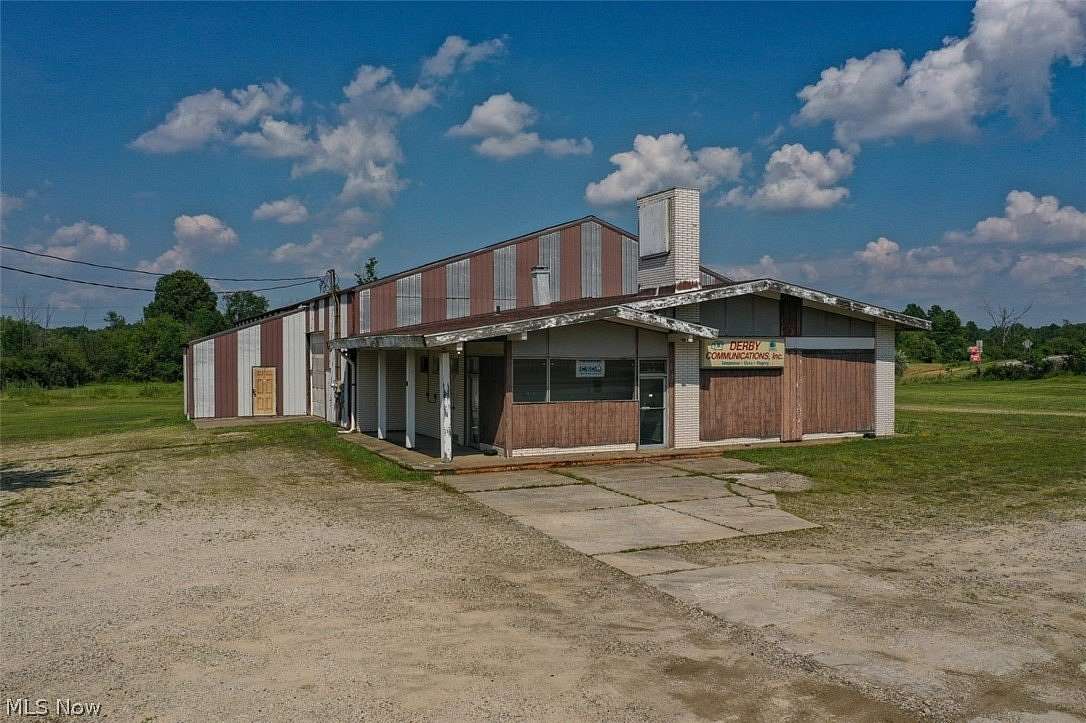 24.4 Acres of Mixed-Use Land for Auction in Ravenna, Ohio