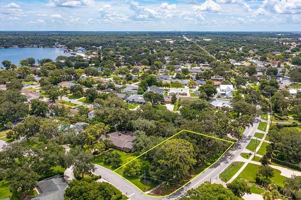 0.39 Acres of Mixed-Use Land for Sale in Belle Isle, Florida
