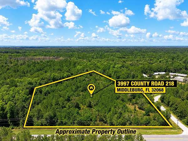 11 Acres of Mixed-Use Land for Sale in Middleburg, Florida