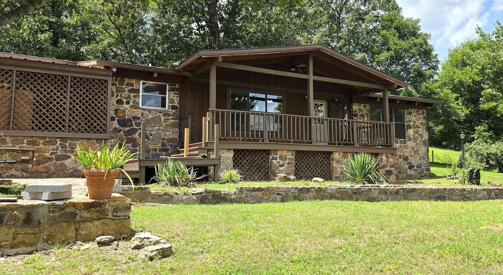 3.35 Acres of Land with Home for Sale in Mountain View, Arkansas