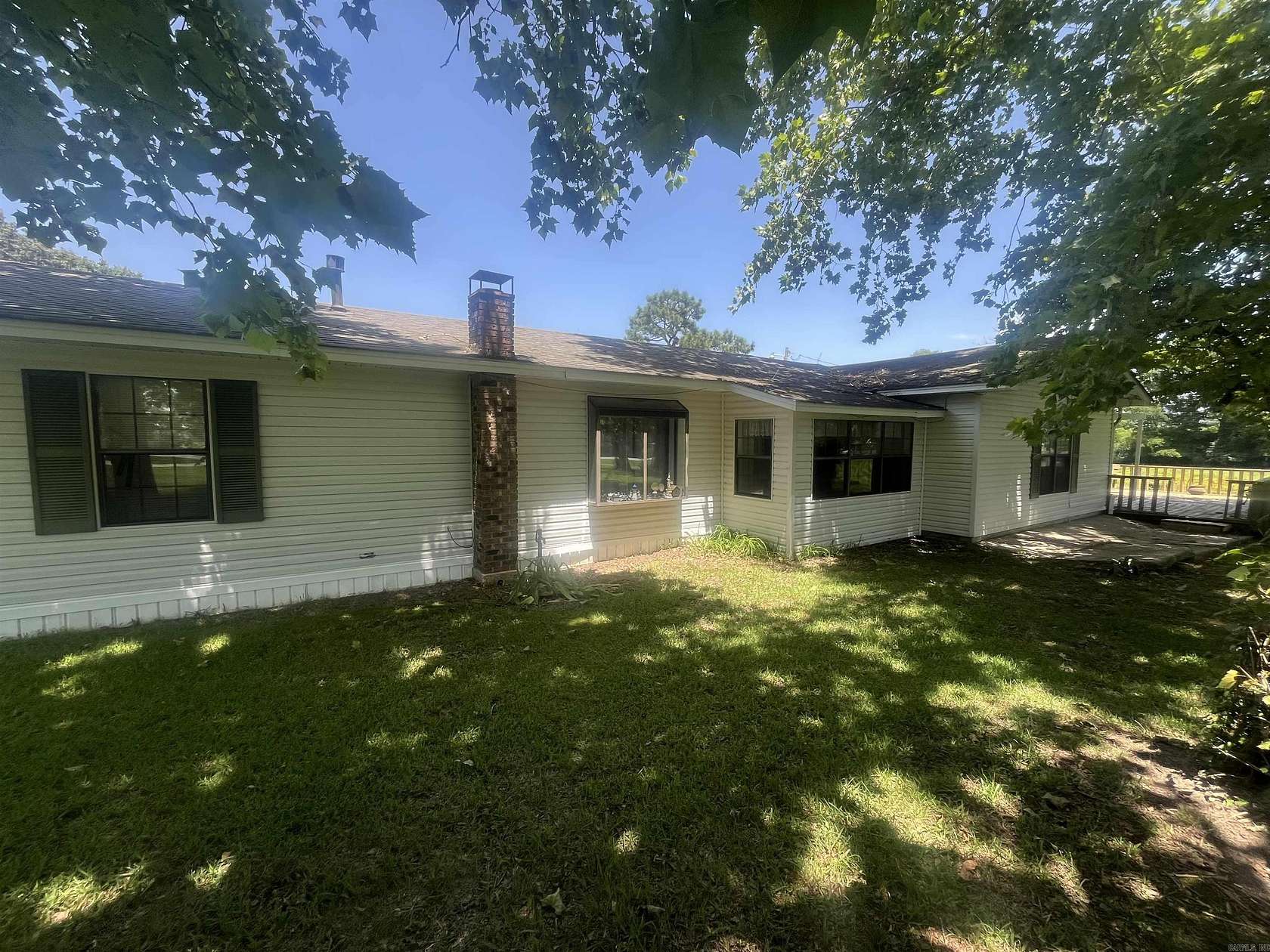 16 Acres of Land with Home for Sale in Wickes, Arkansas
