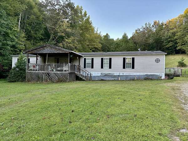 17.7 Acres of Land with Home for Sale in Barbourville, Kentucky