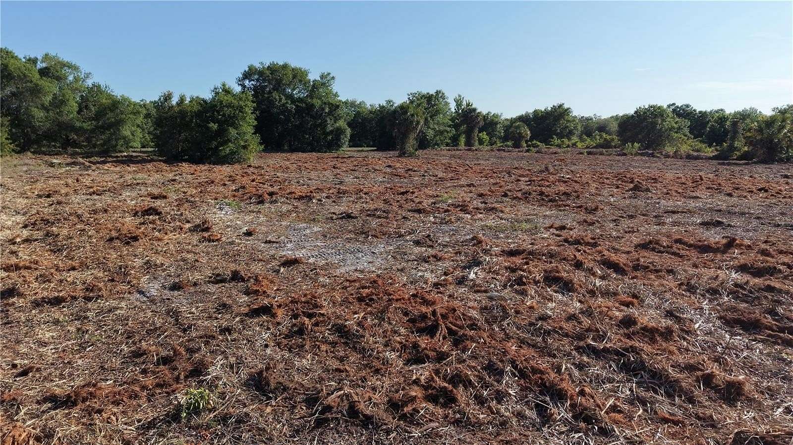 2.5 Acres of Land for Sale in Okeechobee, Florida