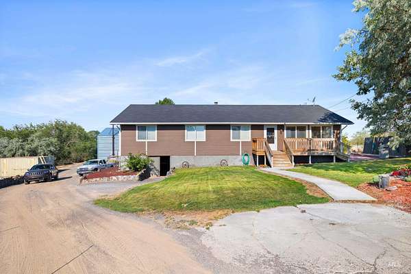 3.2 Acres of Land with Home for Sale in Buhl, Idaho