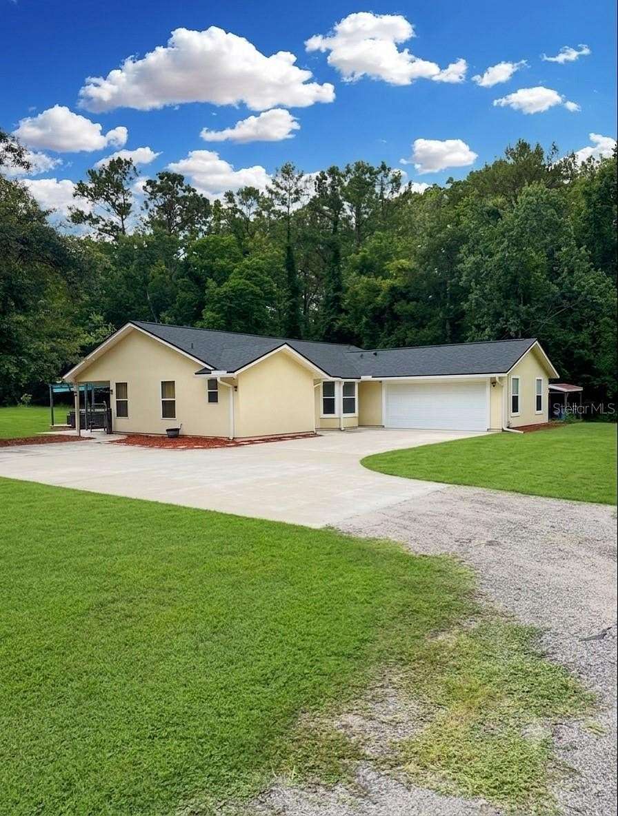 3 Acres of Land with Home for Sale in Jacksonville, Florida
