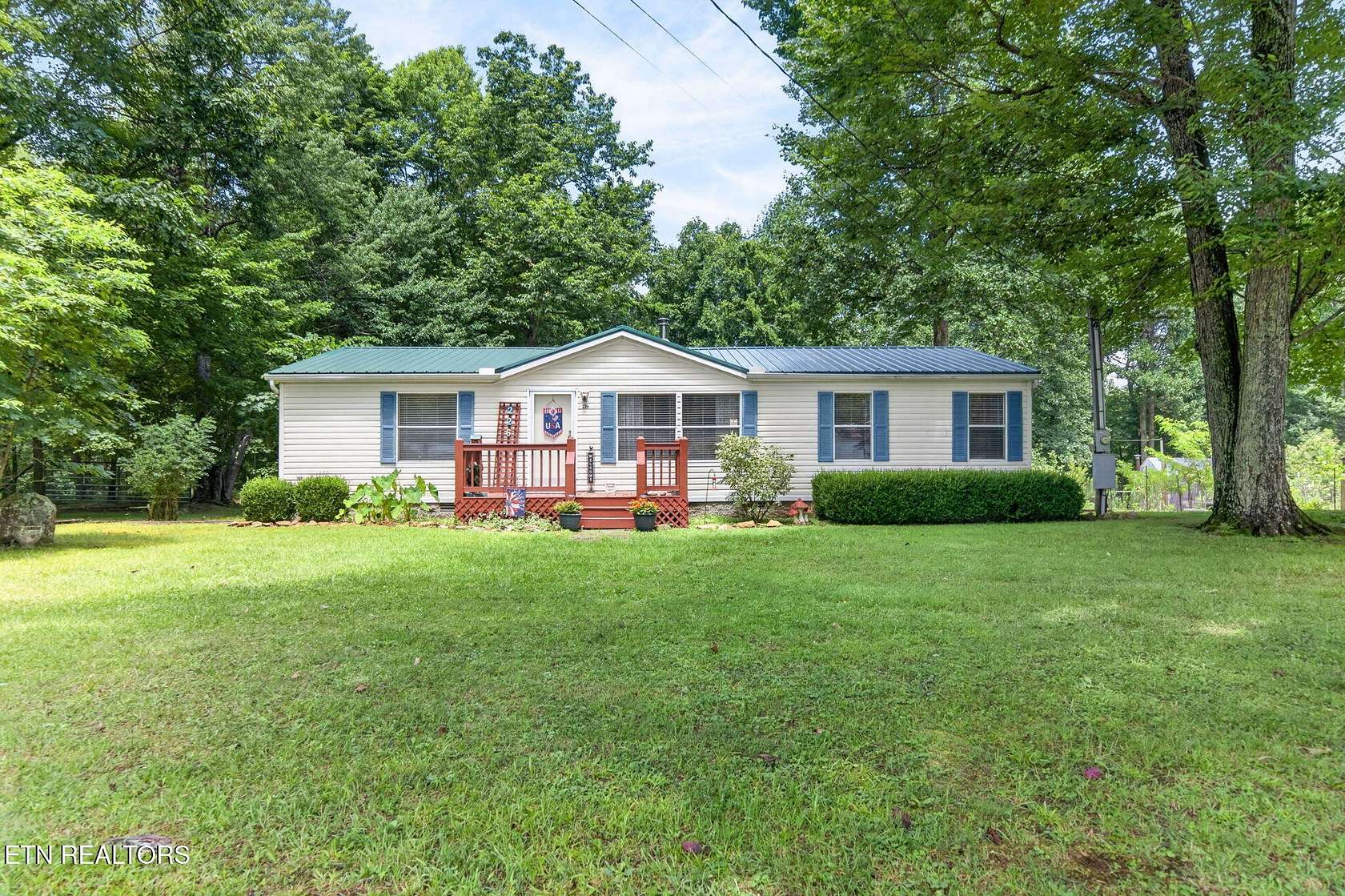 7.74 Acres of Land with Home for Sale in Crossville, Tennessee