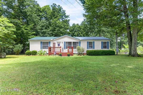 7.74 Acres of Land with Home for Sale in Crossville, Tennessee