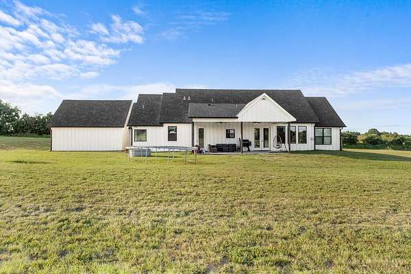 4 Acres of Land with Home for Sale in Palestine, Texas