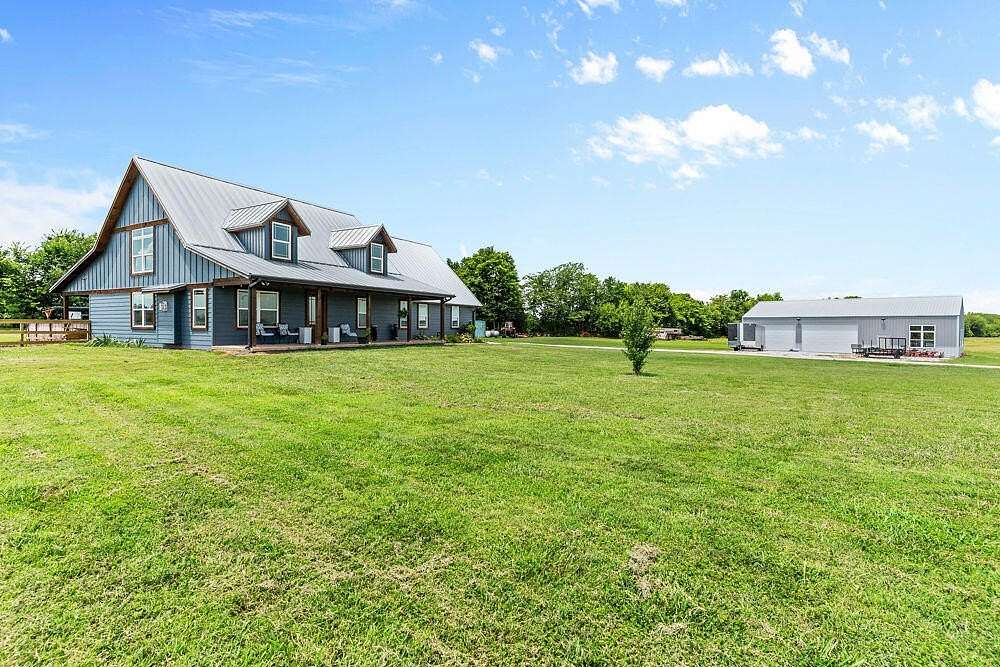 30 Acres of Agricultural Land with Home for Sale in Walnut Grove, Missouri