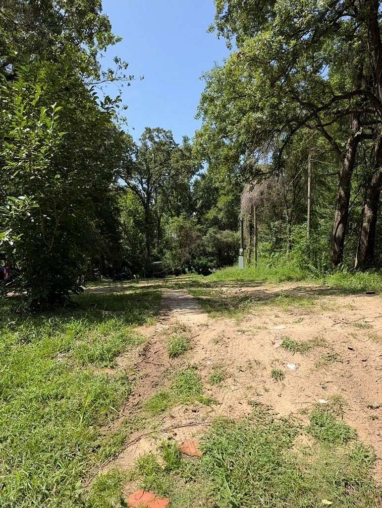 0.47 Acres of Residential Land for Sale in Palestine, Texas