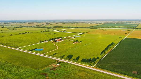 159 Acres of Improved Land for Sale in Era, Texas