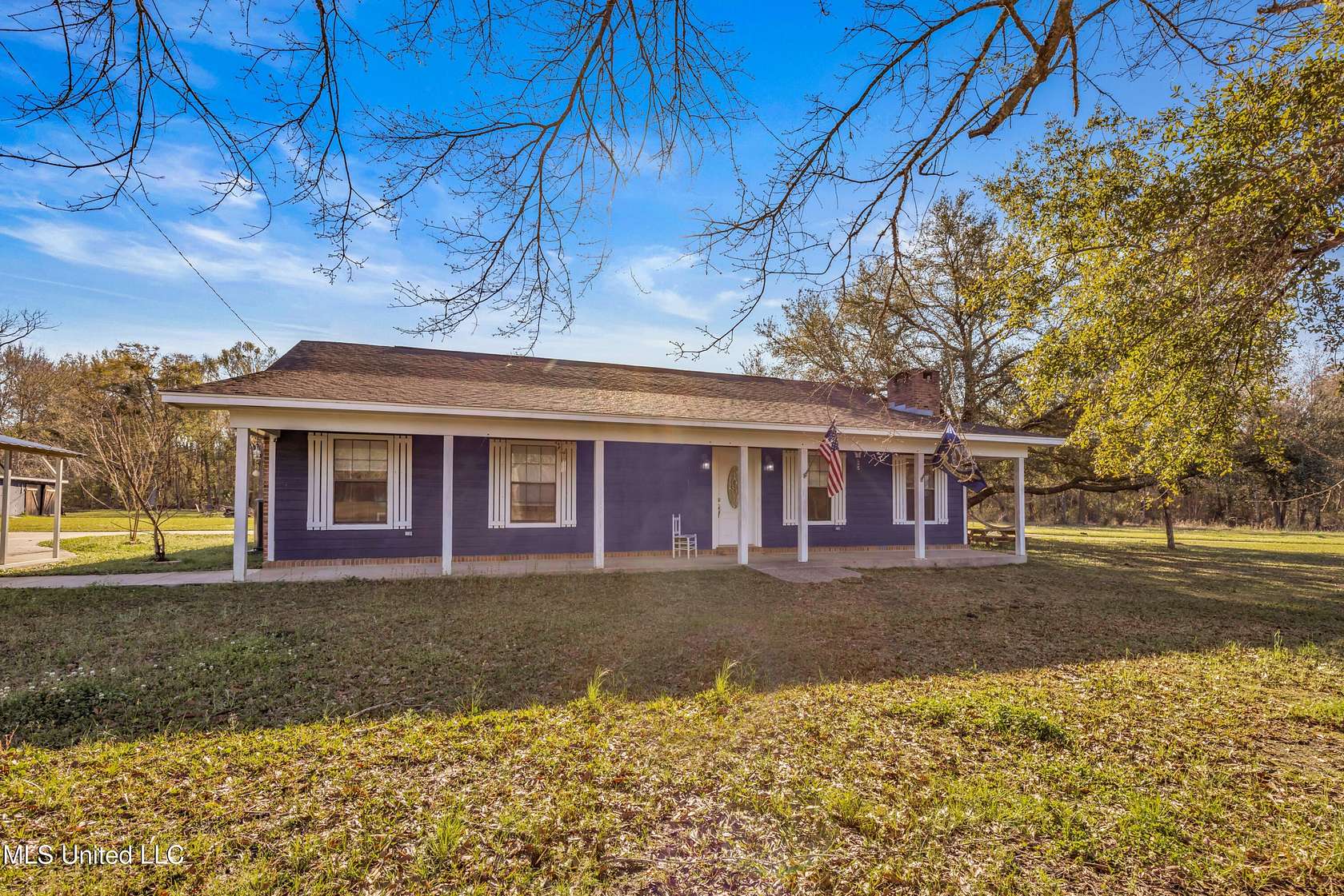 10.7 Acres of Land with Home for Lease in Gulfport, Mississippi