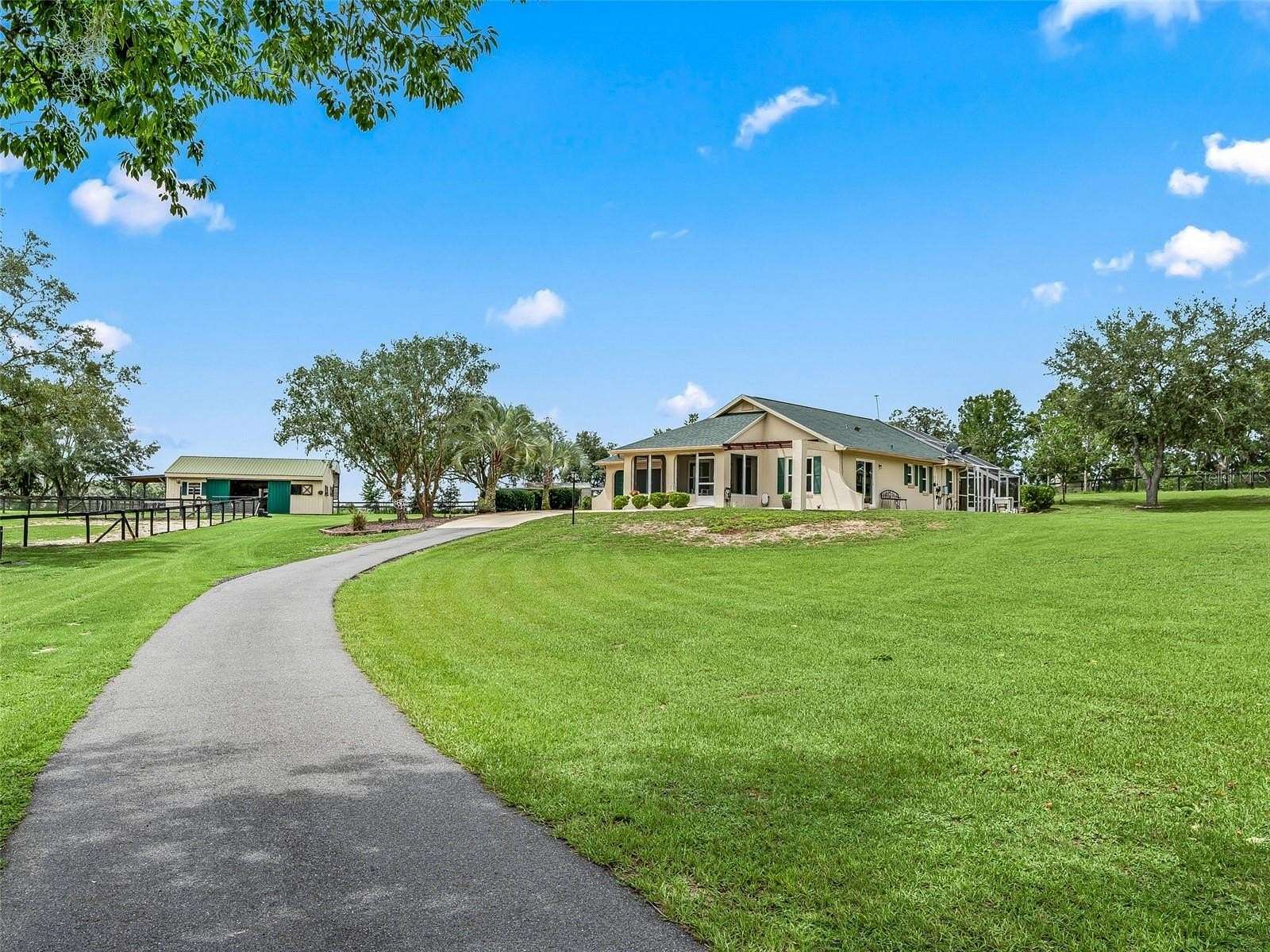 5 Acres of Land with Home for Sale in Dunnellon, Florida