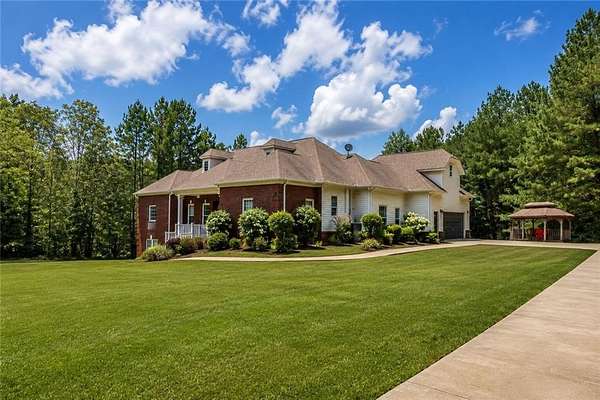 23 Acres of Recreational Land with Home for Sale in Commerce, Georgia