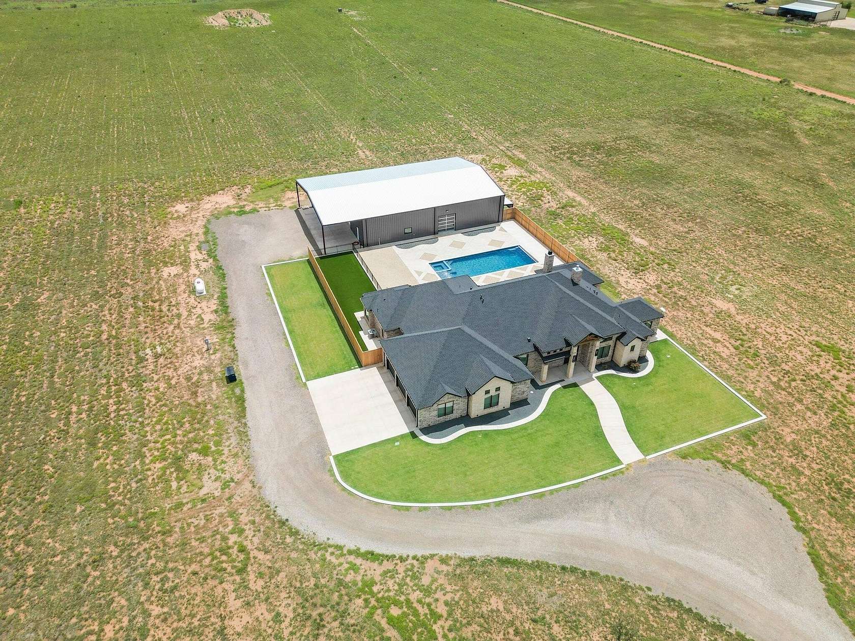 33 Acres of Recreational Land with Home for Sale in Levelland, Texas