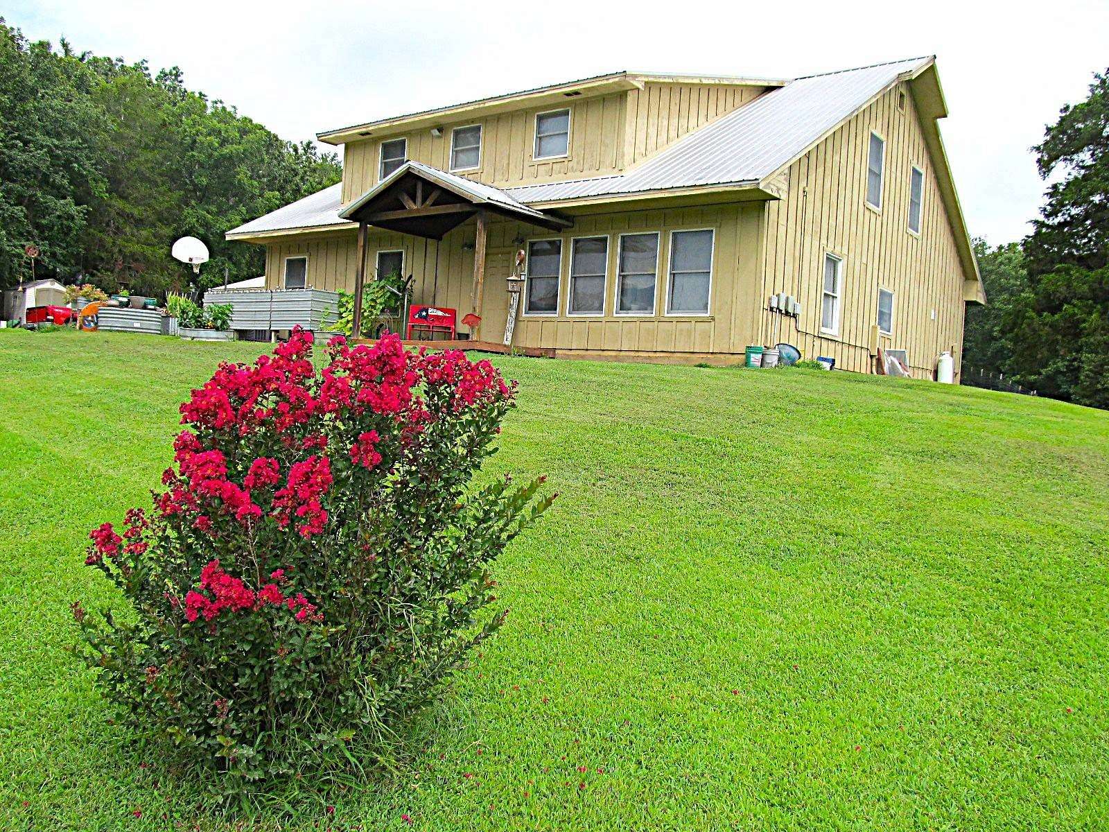180 Acres of Recreational Land with Home for Sale in Huntsville, Arkansas