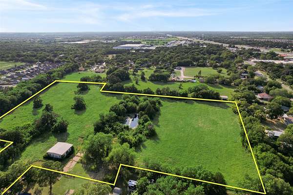 11.5 Acres of Land for Sale in Seagoville, Texas